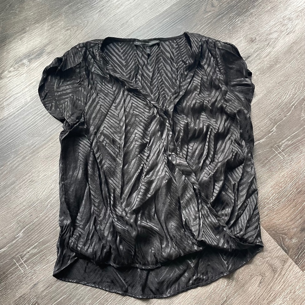White House Black Market Black Top Women’s Size Large